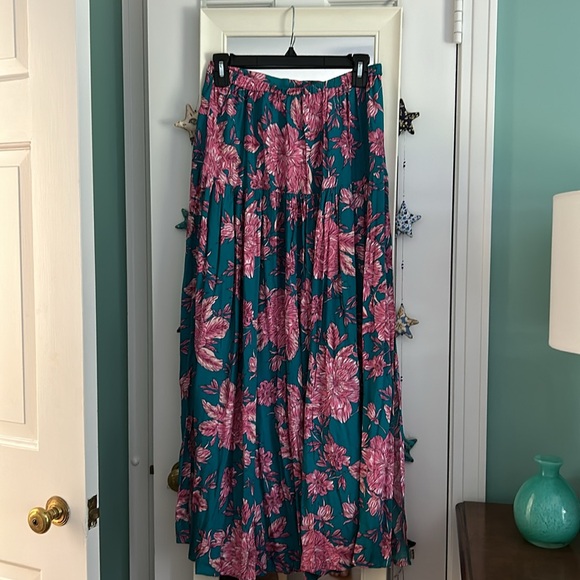 Anthropologie Able the Label elastic waist skirt in the most beautiful colors. S - Picture 2 of 7